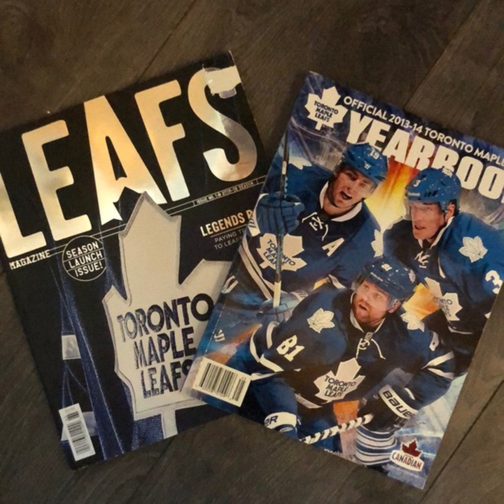 SOLD! Toronto Maple Leafs magazines 2015-160
yearbook 2013-14